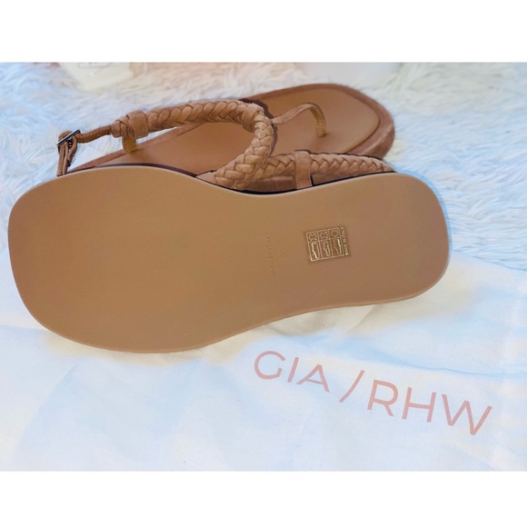 GIA Borghini x RHW Flat Thong Suede Sandals | Brown - Picture 6 of 10